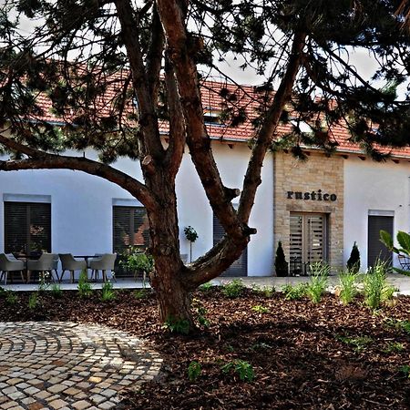 Penzion Rustico S.R.O. Bučovice Extérieur photo